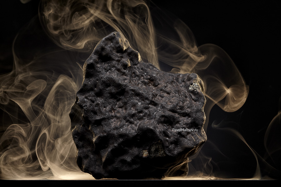 meteorit-in-dark_05.jpg