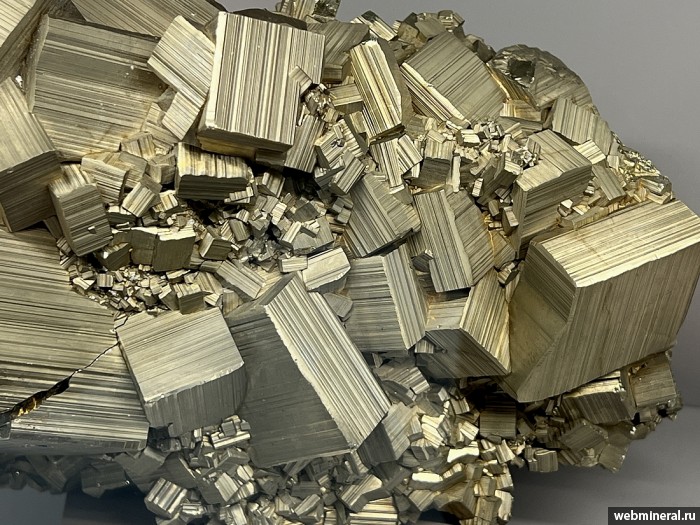 ���������� �������� �����. ���������� (Au) ������������� (������ ����).