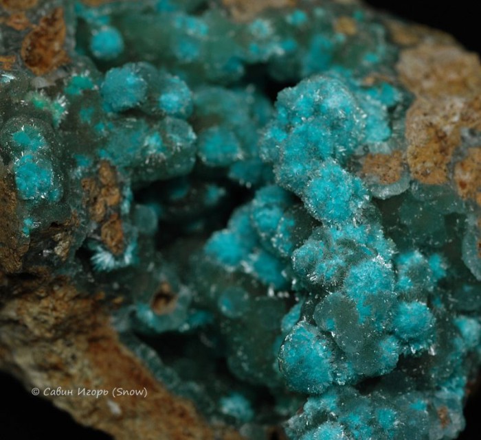   , . Baodewen mine, Shan Highland, Myanmar ().