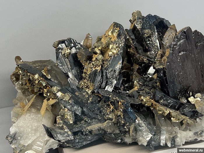 ���������� �������� ����������, �����, �����. ����-��� (W-Mo) �������������.