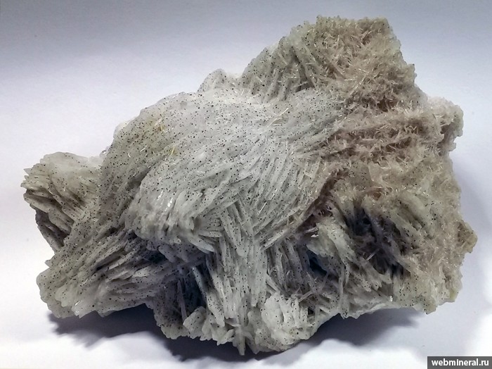 Фотография минерала Стронцианит, Барит. Белореченское месторождение.