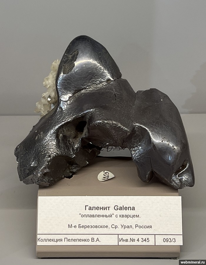 ���������� �������� �������, �����. ���������� (Au) ������������� (������ ����).