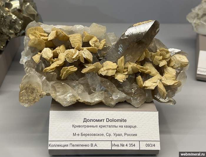 ���������� �������� �������, �����. ���������� (Au) ������������� (������ ����).