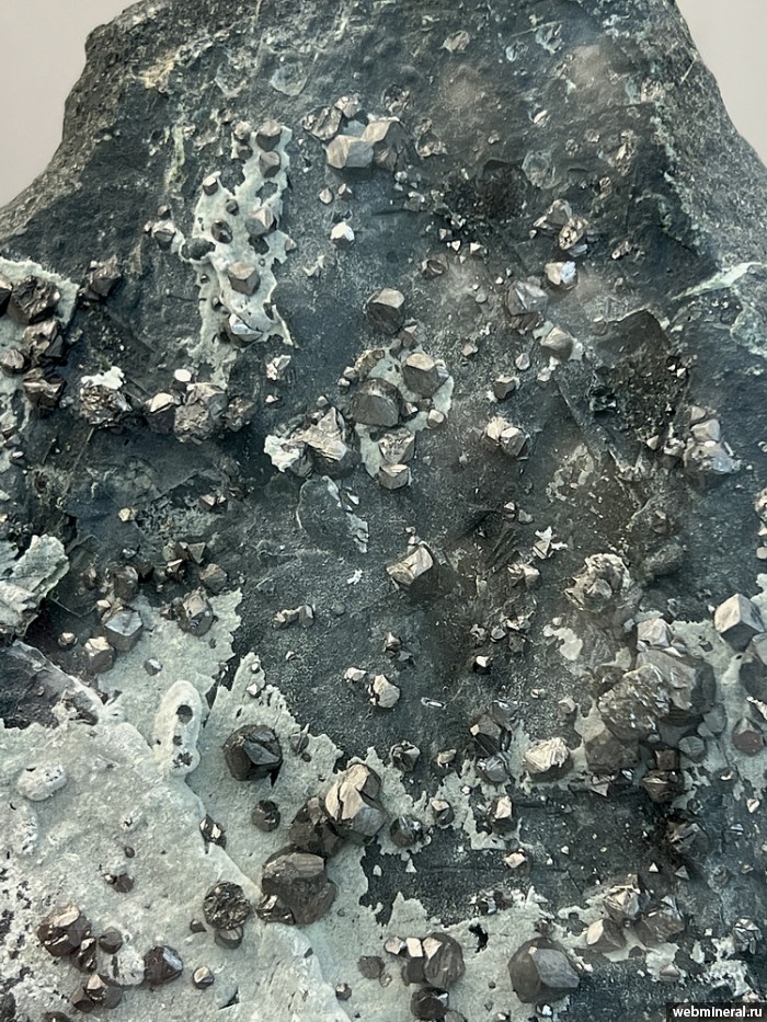 ���������� �������� ��������. ������� ����������� (Cr) �������������.