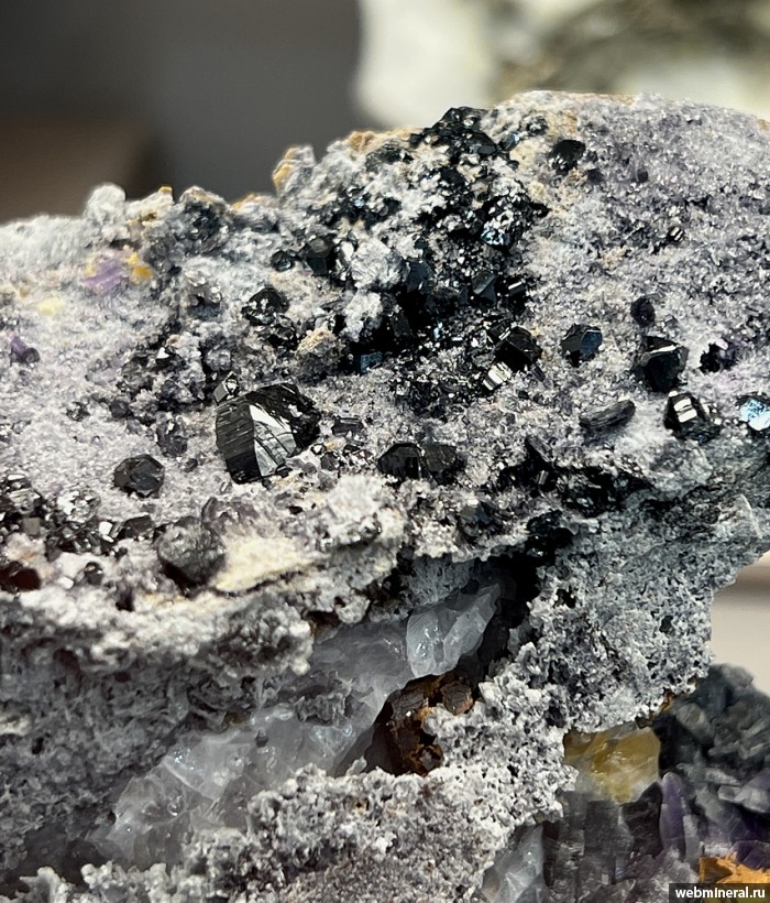 ���������� �������� ����������, ���������. ������� ����������� (Cr) �������������.