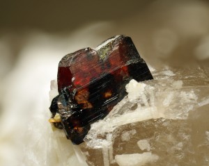 -(Mn).   .   . webmineral.ru
