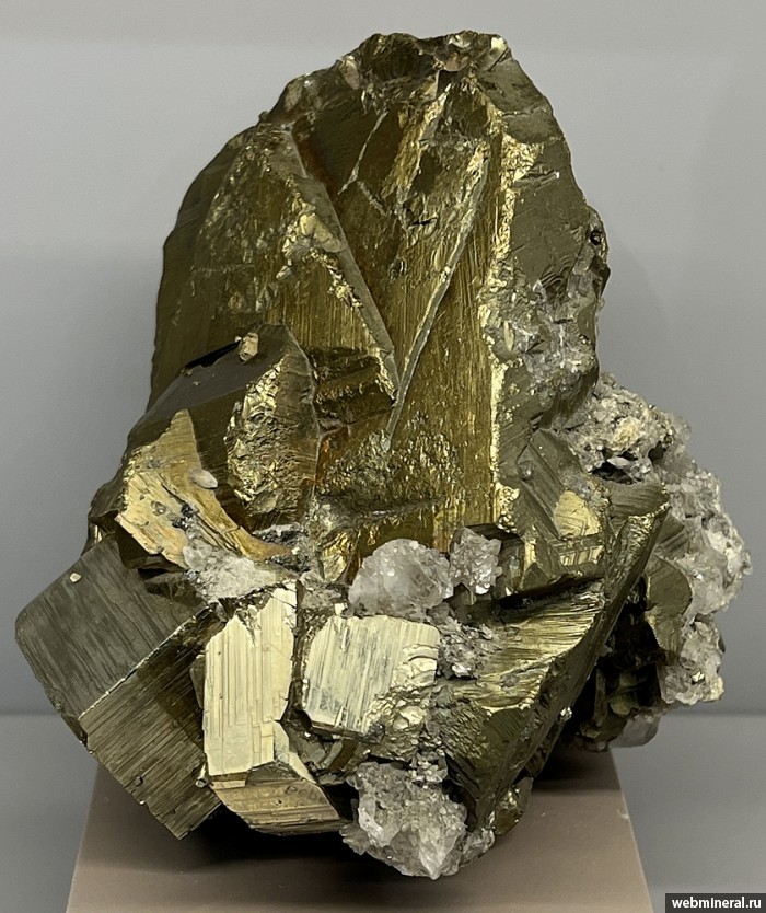 ���������� �������� �����������, �����. ���������� (Au) ������������� (������ ����).