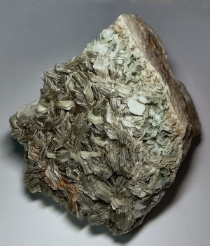 .  (W-Mo) .   . webmineral.ru