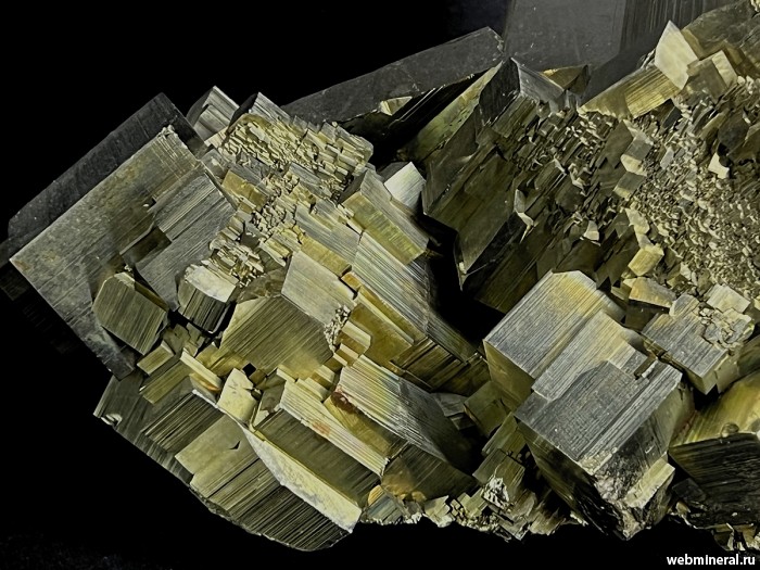 ���������� �������� �����. ���������� (Au) ������������� (������ ����).