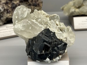 ��������, �����. ����-��� (W-Mo) �������������. �������� � �������������. webmineral.ru