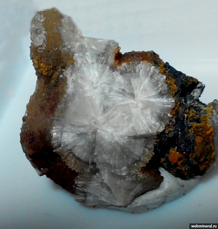 Фотография минерала Виллемит. Сары-Гиматейское (Pb-Zn) месторождение.