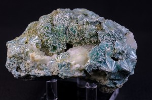 ����������, �����. ���������� (Au) ������������� (������ ����). �������� � �������������. webmineral.ru