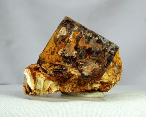 .  (W-Mo) .   . webmineral.ru