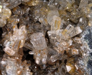 .  (Au) .   . webmineral.ru