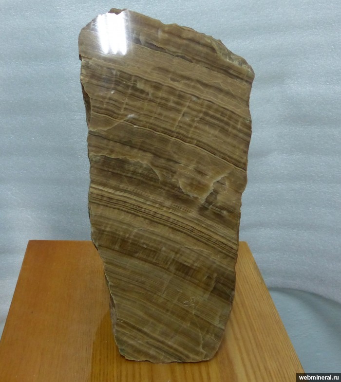 Фотография минерала Кальцит. Тумулдурское месторождение мраморного оникса.