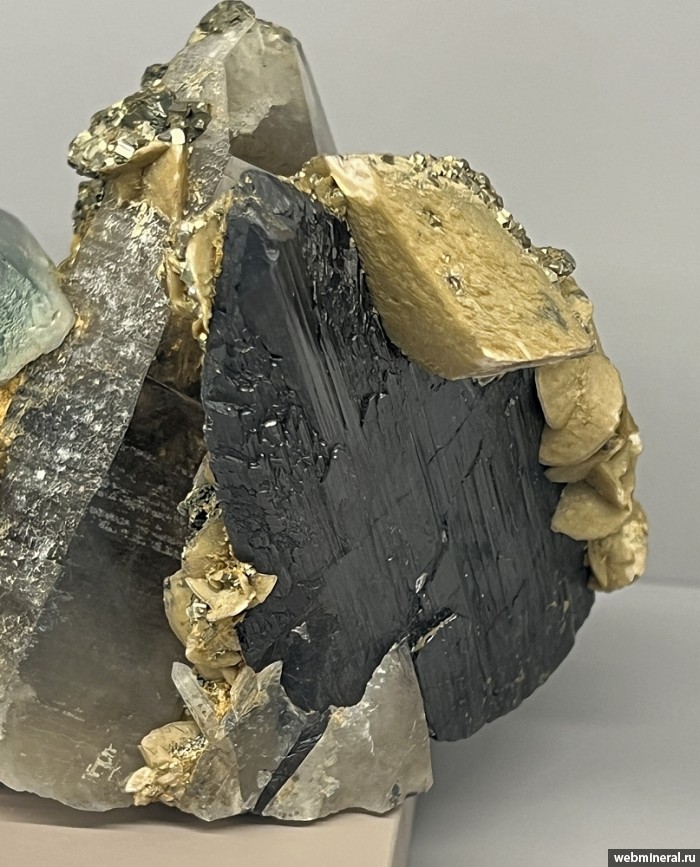 ���������� �������� ����������, �������, ����������, �����, �����. ����-��� (W-Mo) �������������.