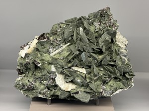 �������-(Fe), �������, ������, ����� �������������. �������� � �������������. webmineral.ru